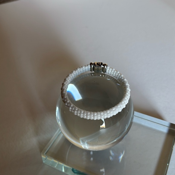 LAGOS WHITE CAVIAR Ceramic Beaded Bracelet | 9mm - Picture 7 of 13